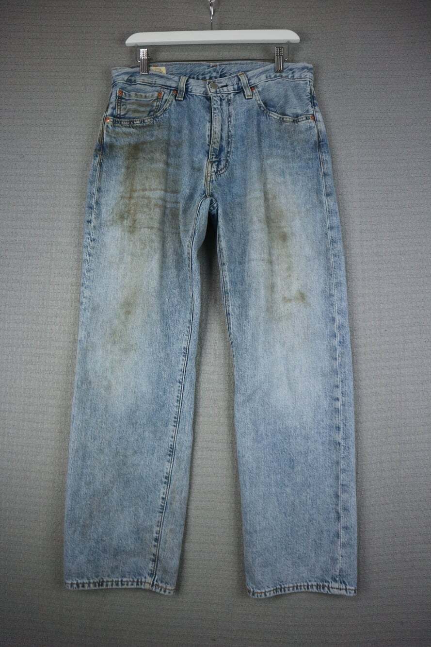 Levis 555 Relaxed Straight Jeans Mens W31 L30 Light Wash Distressed Stained